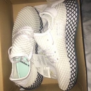 Adidas Deerupt Runner